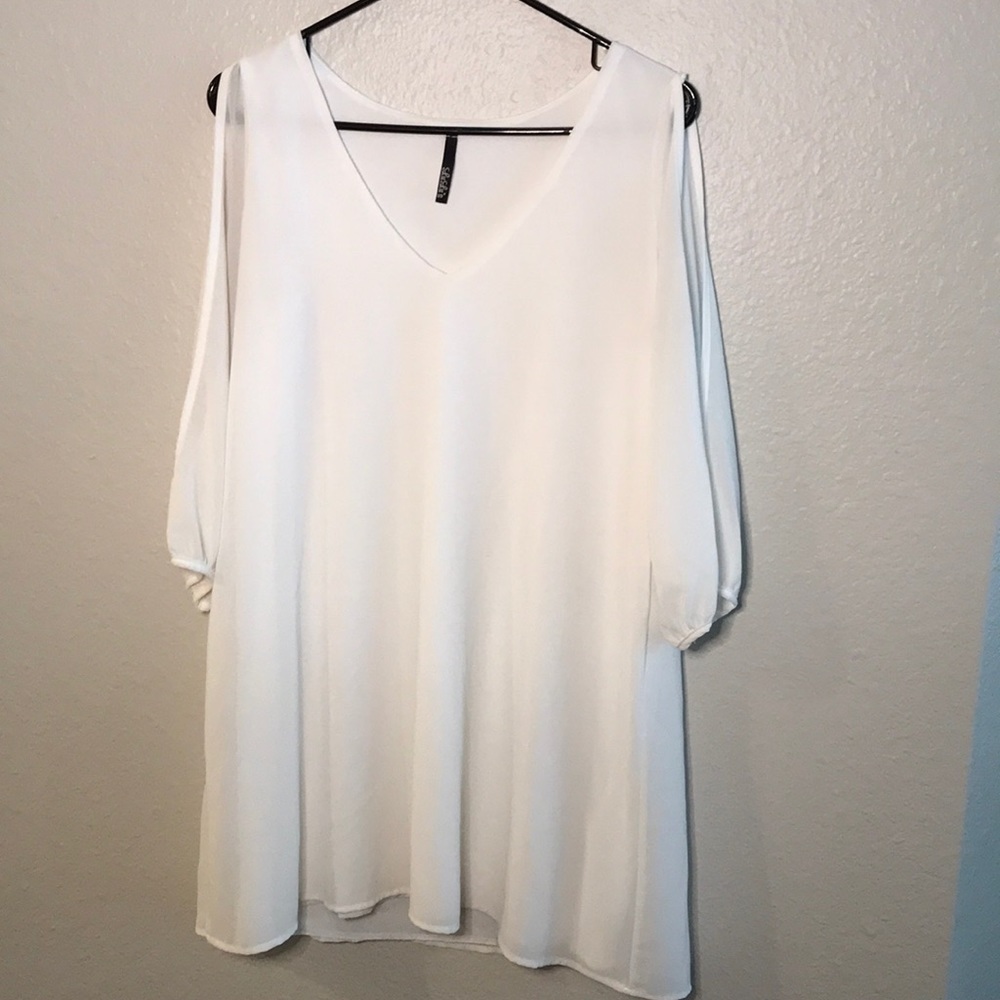 Lulu’s Women’s White Dress